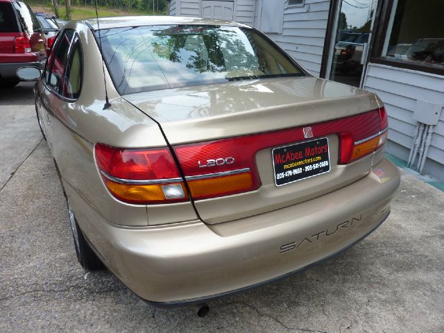 Saturn L Series 2002 photo 4