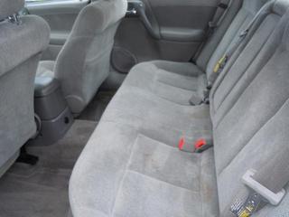 Saturn L Series 2002 photo 1