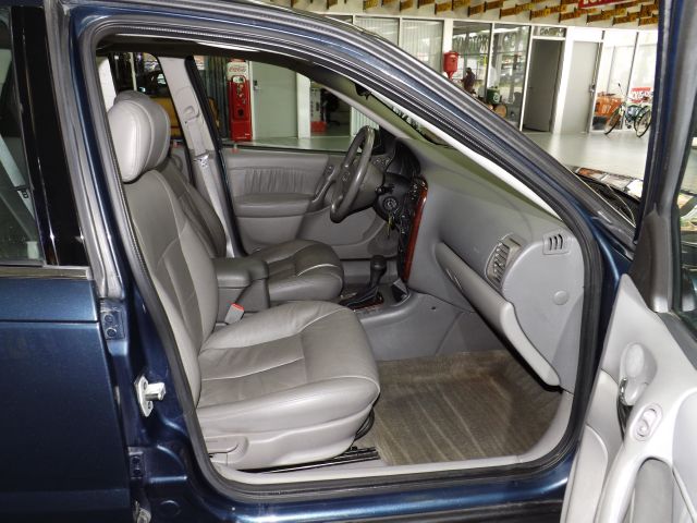 Saturn L Series 2002 photo 3