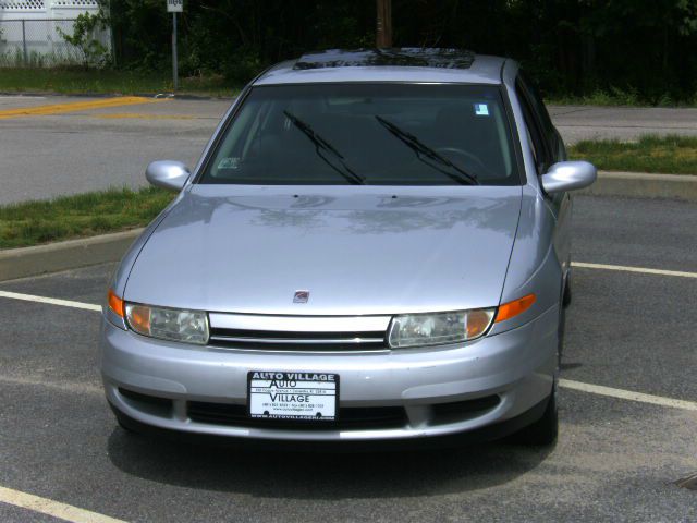 Saturn L Series 2002 photo 2