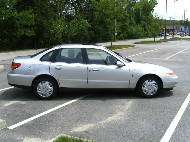 Saturn L Series 2002 photo 4