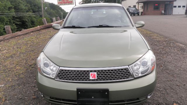 Saturn L Series 2003 photo 2