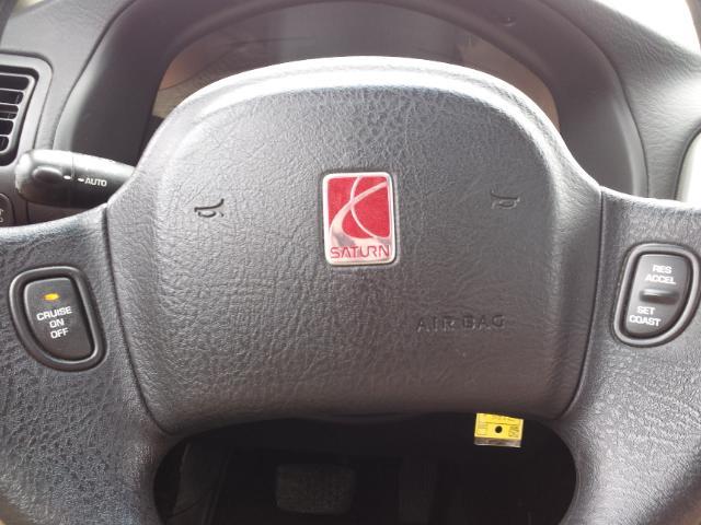 Saturn L Series 2003 photo 6