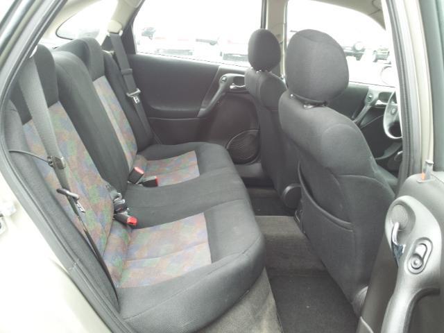 Saturn L Series 2003 photo 9