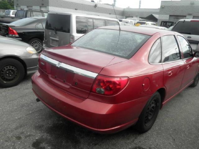 Saturn L Series 2003 photo 1