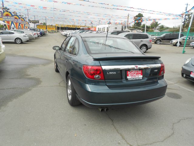 Saturn L Series 2003 photo 1