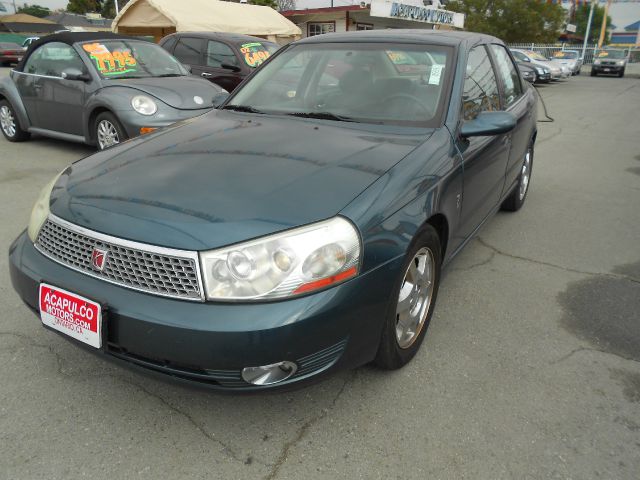 Saturn L Series 2003 photo 2