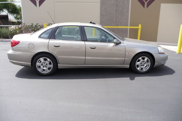 Saturn L Series 2003 photo 1