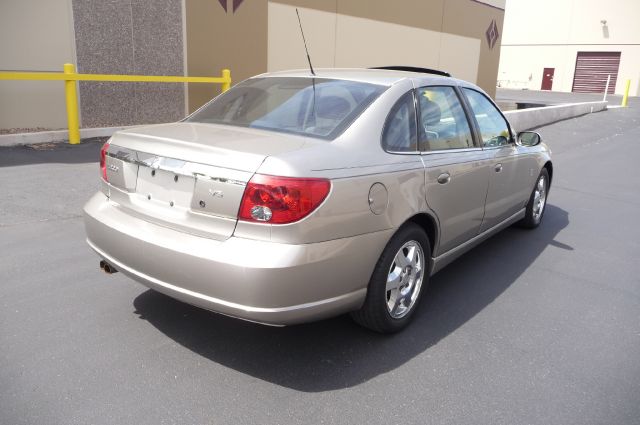 Saturn L Series 2003 photo 4