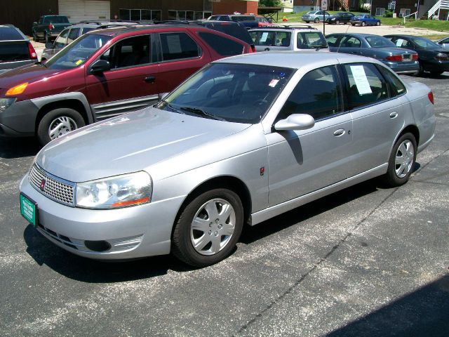 Saturn L Series 2WD Eddie Bauer Sedan