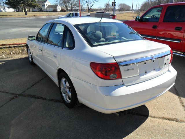 Saturn L Series 2003 photo 1