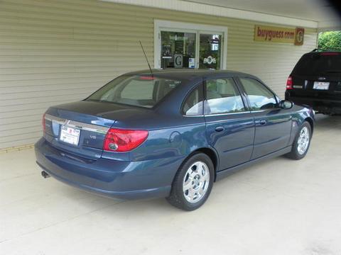 Saturn L Series 2003 photo 2
