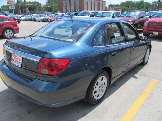 Saturn L Series 2003 photo 4