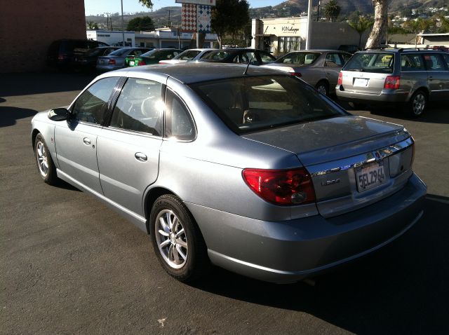 Saturn L Series 2WD Eddie Bauer Sedan