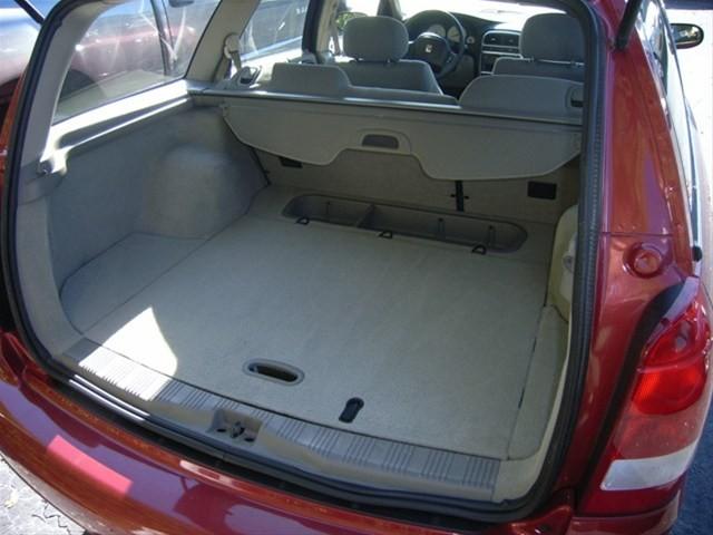 Saturn L Series 2003 photo 5