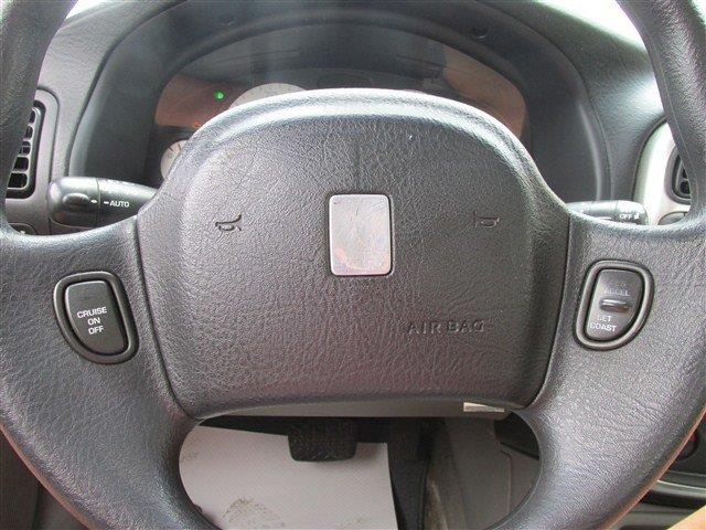 Saturn L Series 2003 photo 17