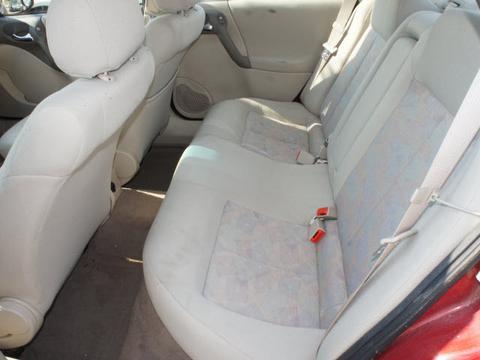 Saturn L Series 2003 photo 1