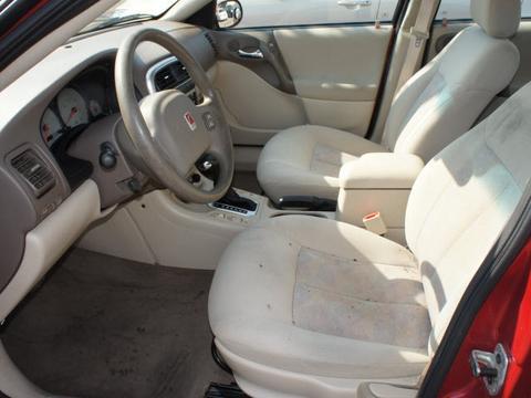 Saturn L Series 2003 photo 2