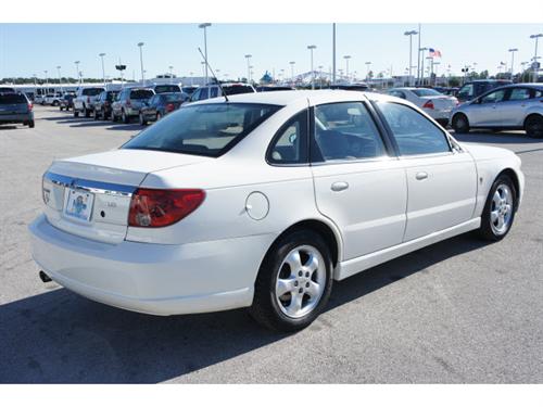 Saturn L Series 2003 photo 1