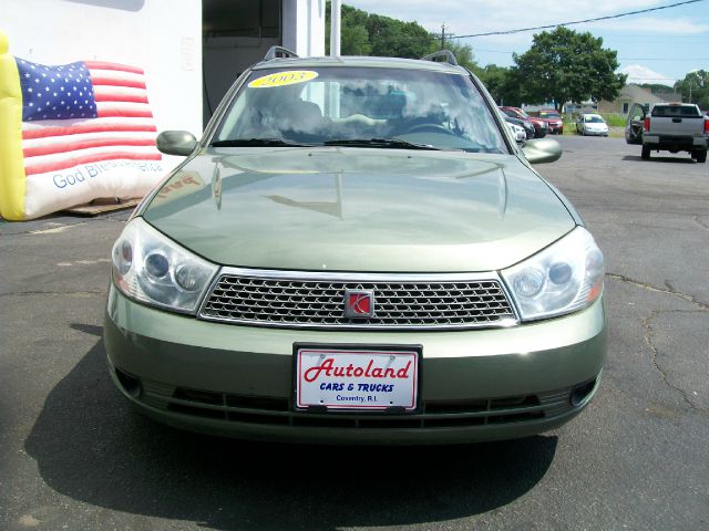 Saturn L Series 2003 photo 2