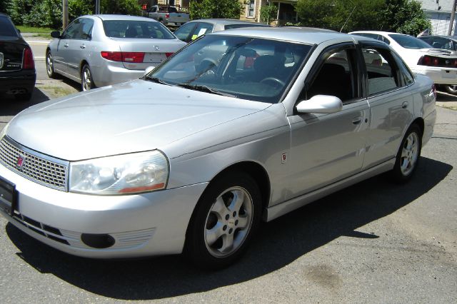 Saturn L Series 2003 photo 3