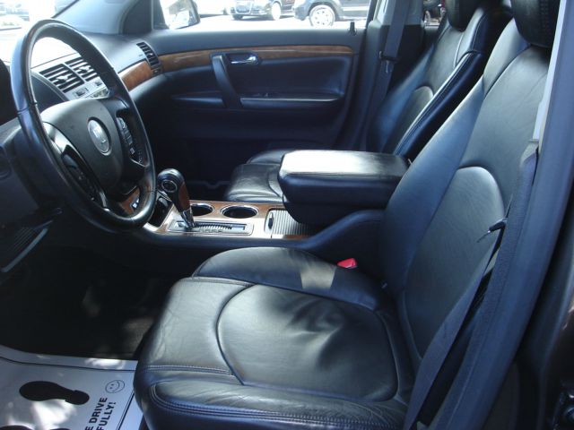 Saturn Outlook 2007 photo 4