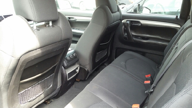 Saturn Outlook 2007 photo 4