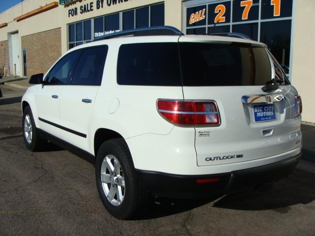 Saturn Outlook 2007 photo 5