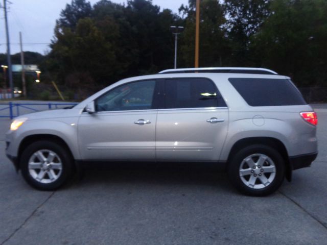 Saturn Outlook 2007 photo 4