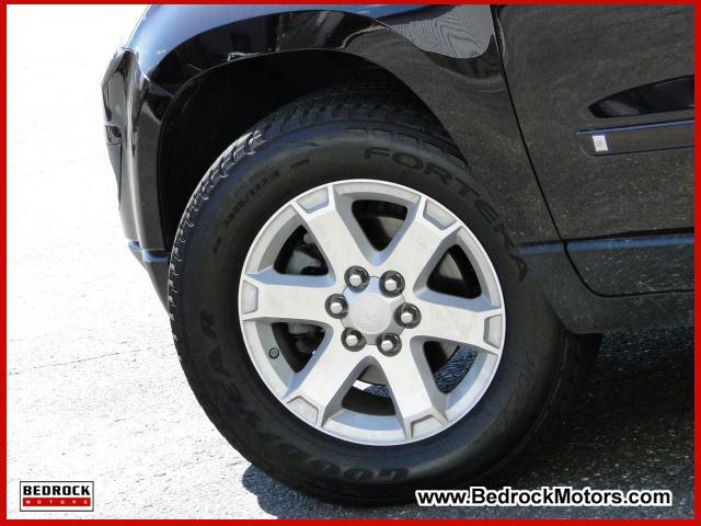 Saturn Outlook 2008 photo 3