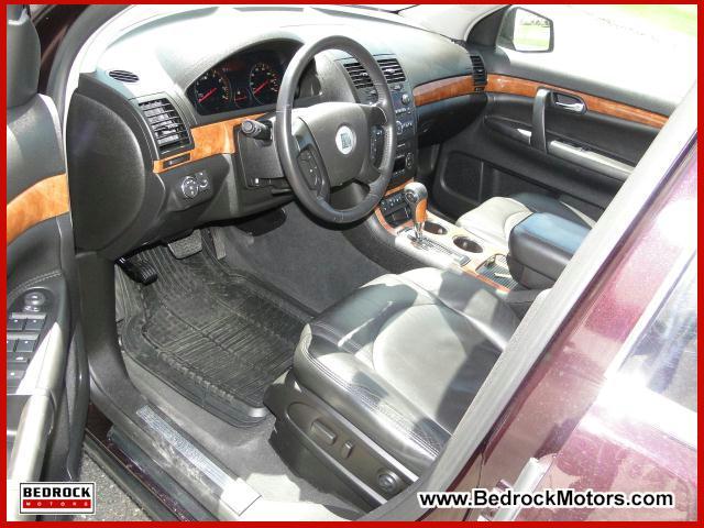 Saturn Outlook 2008 photo 5