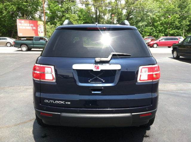 Saturn Outlook 2008 photo 4