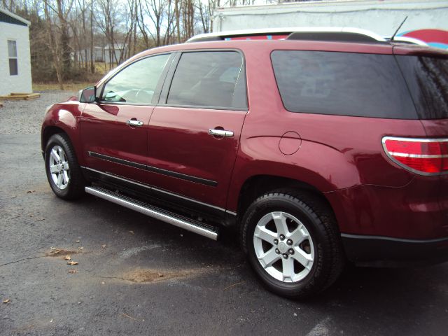 Saturn Outlook 2008 photo 2