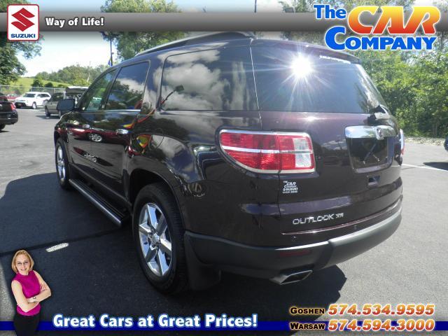 Saturn Outlook 2008 photo 3