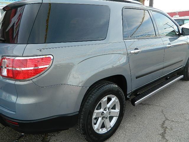 Saturn Outlook V6 AT Sport Utility