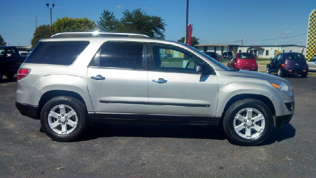 Saturn Outlook 2008 photo 1