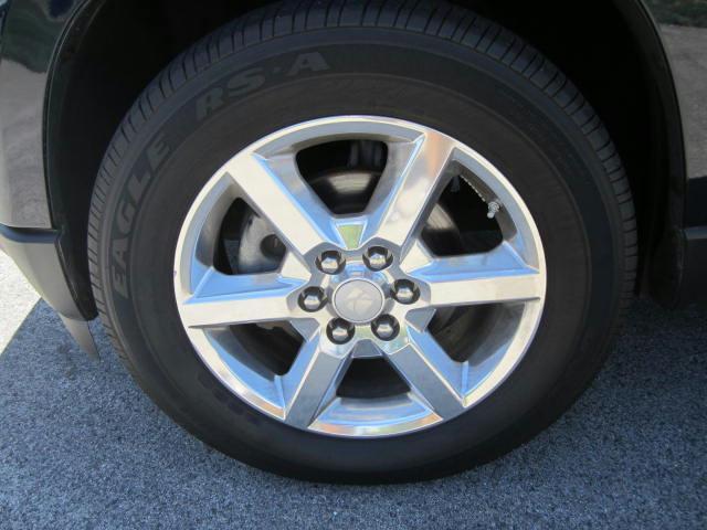 Saturn Outlook XLS Sport Utility