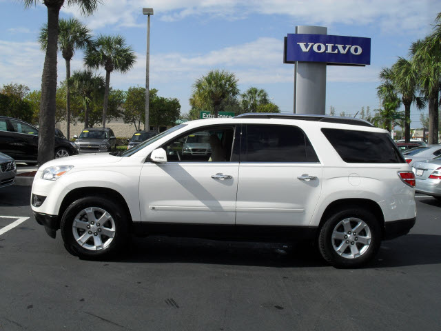 Saturn Outlook 4WD 4dr EX-L W/res Other