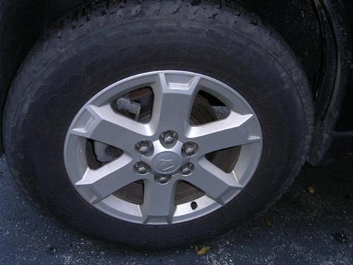 Saturn Outlook 2009 photo 2