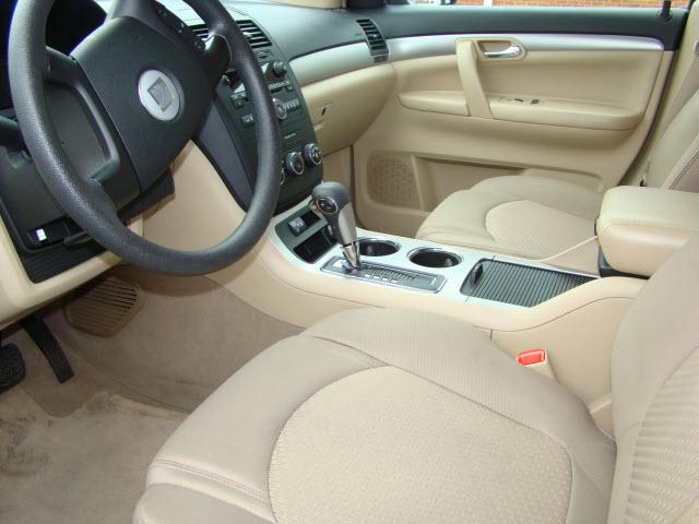 Saturn Outlook 2009 photo 1