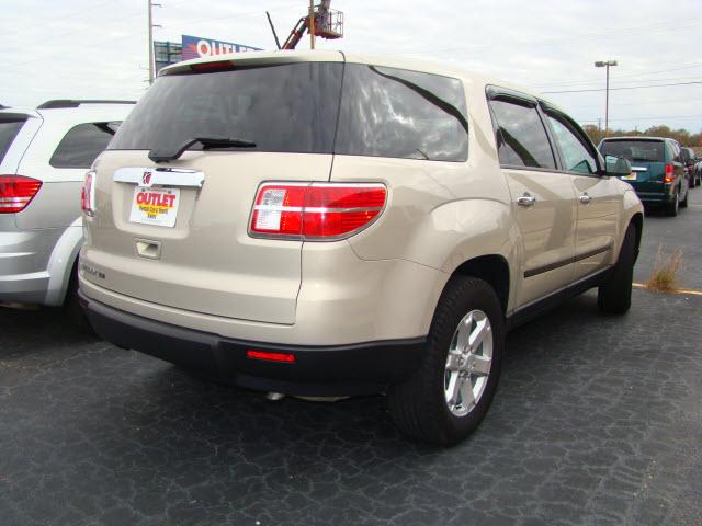 Saturn Outlook 2009 photo 3