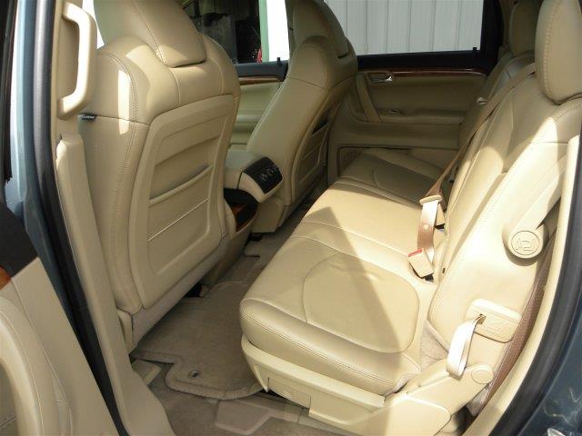 Saturn Outlook 2009 photo 12