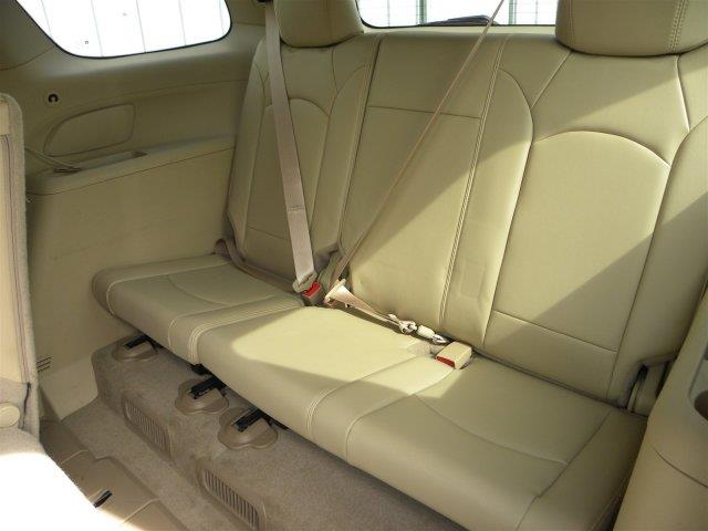 Saturn Outlook 2009 photo 19