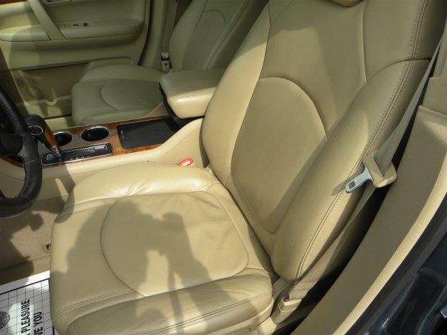 Saturn Outlook 2009 photo 6