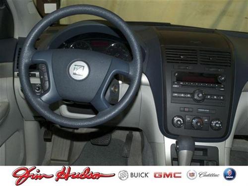 Saturn Outlook 2009 photo 1