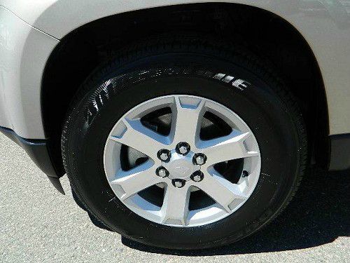 Saturn Outlook 2009 photo 11