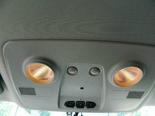 Saturn Outlook 2009 photo 2