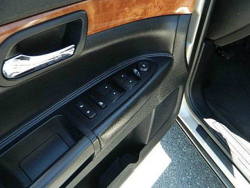 Saturn Outlook 2009 photo 26