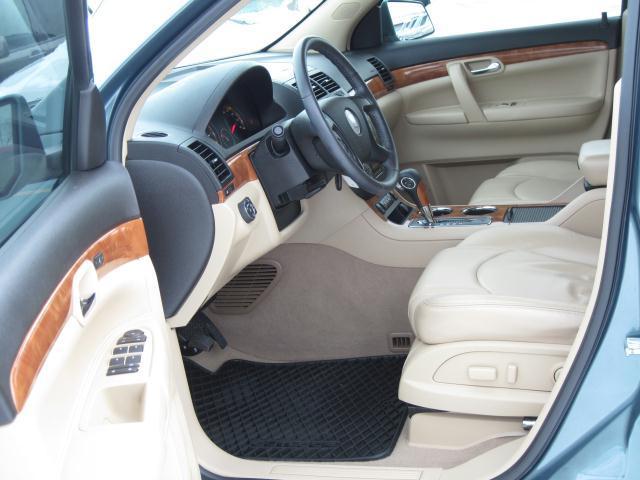 Saturn Outlook 2009 photo 1