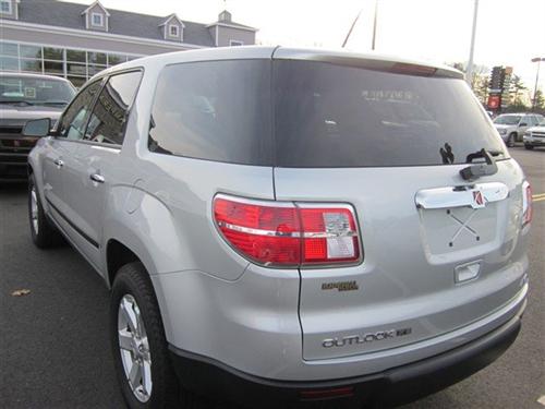 Saturn Outlook 2009 photo 2